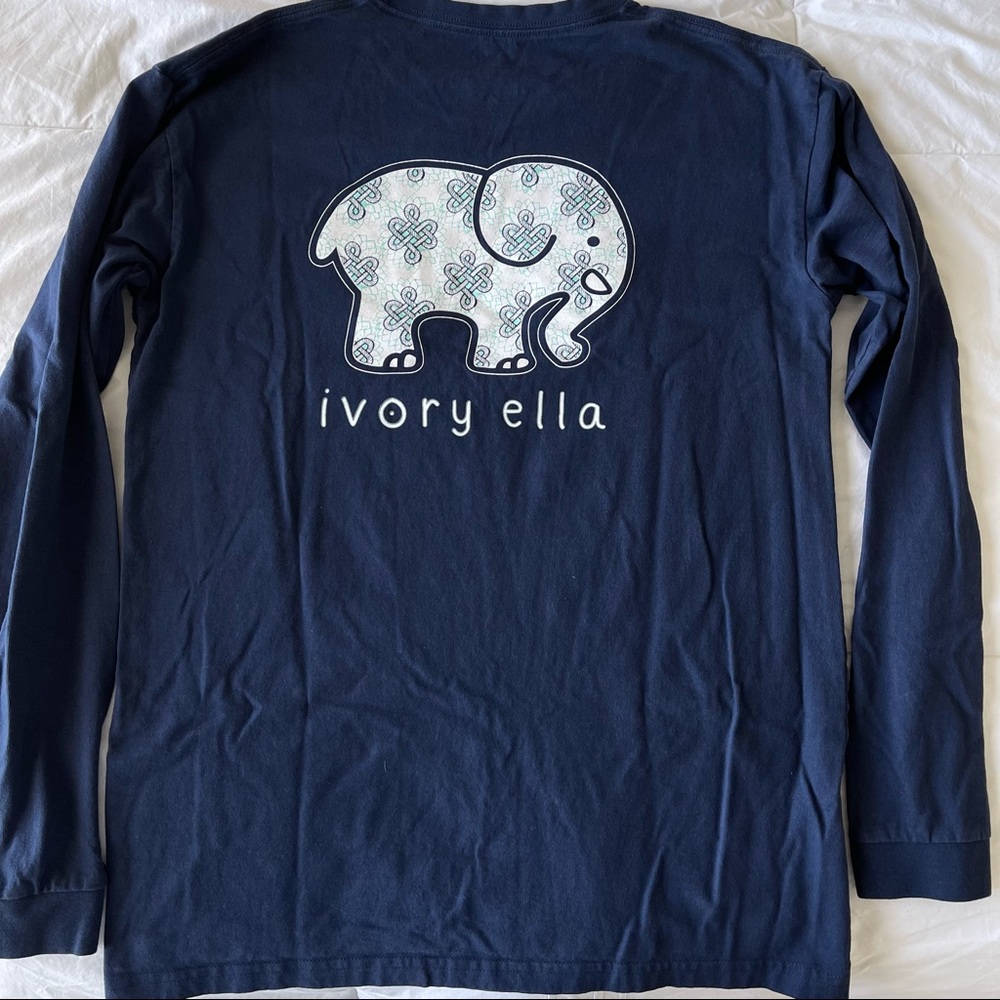 Ivory Ella Save The Elephants Navy Blue Top Size Medium